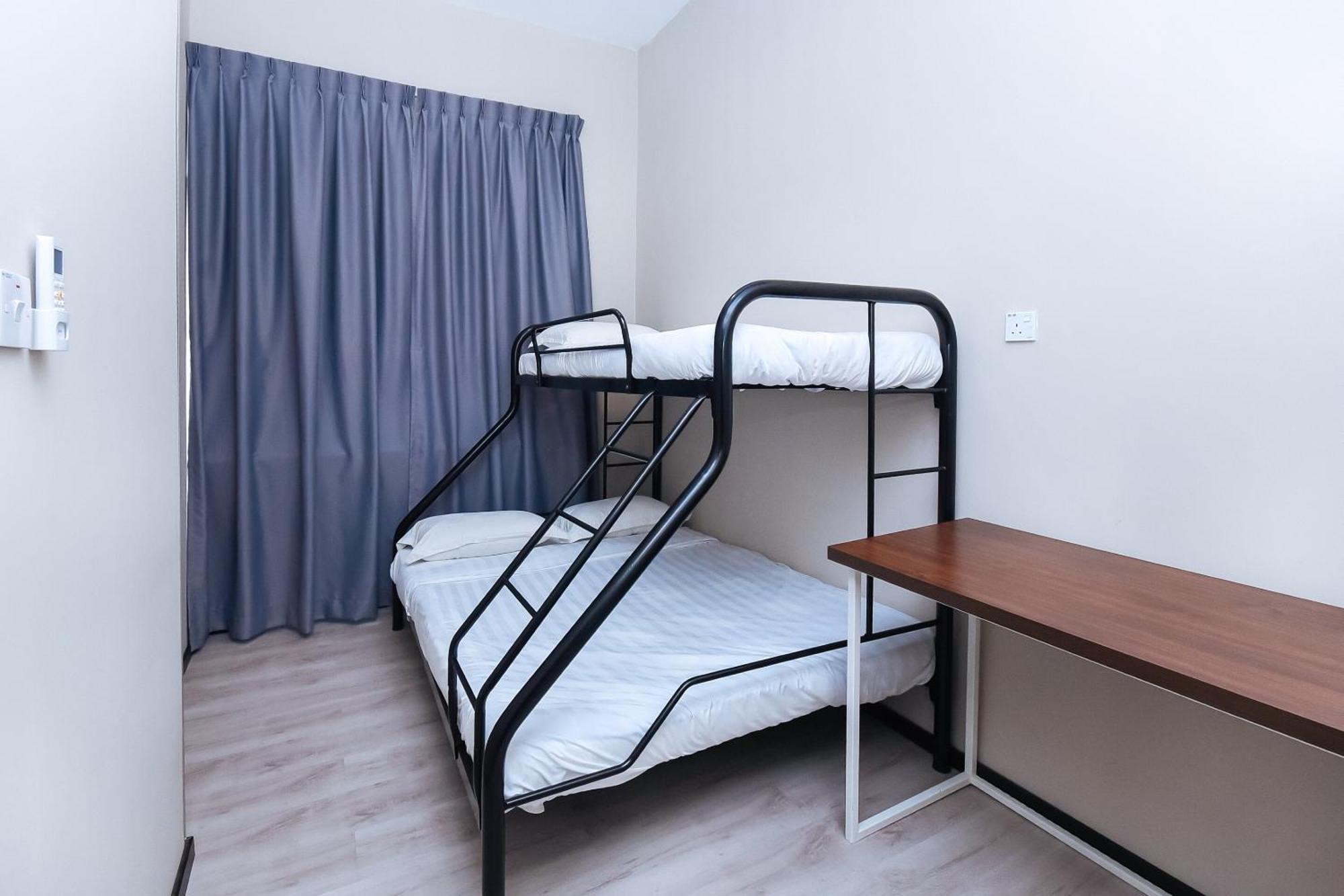 Spot On 89838 Lm Residence Мири Экстерьер фото
